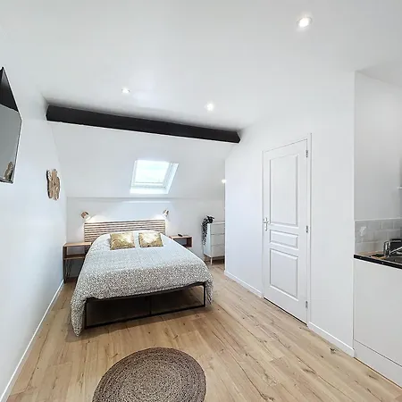 Appartement - 1 Min Gare - Entrée Autonome -