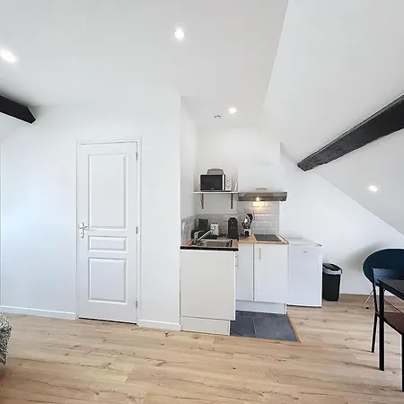 - 1 Min Gare - Entree Autonome - * Châtellerault