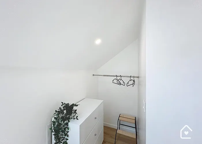 - 1 Min Gare - Entree Autonome - * Chatellerault