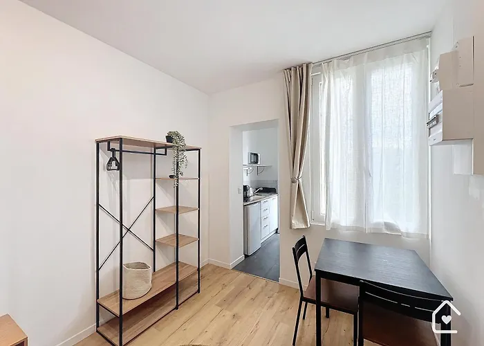 - 1 Min Gare - Entree Autonome - Apartment