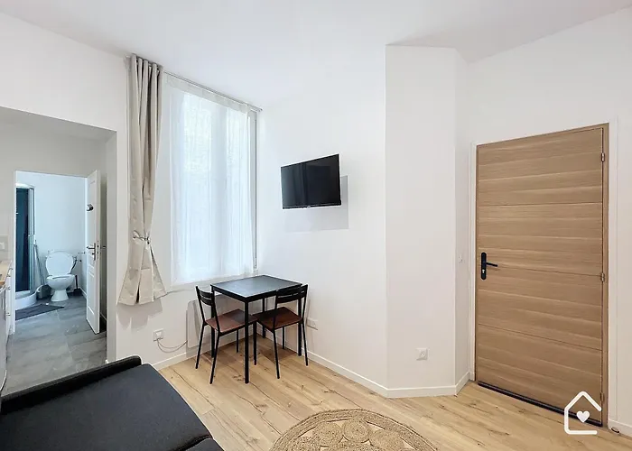 Apartment - 1 Min Gare - Entree Autonome - *