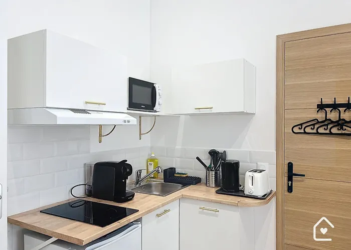 Apartment - 1 Min Gare - Entree Autonome - *