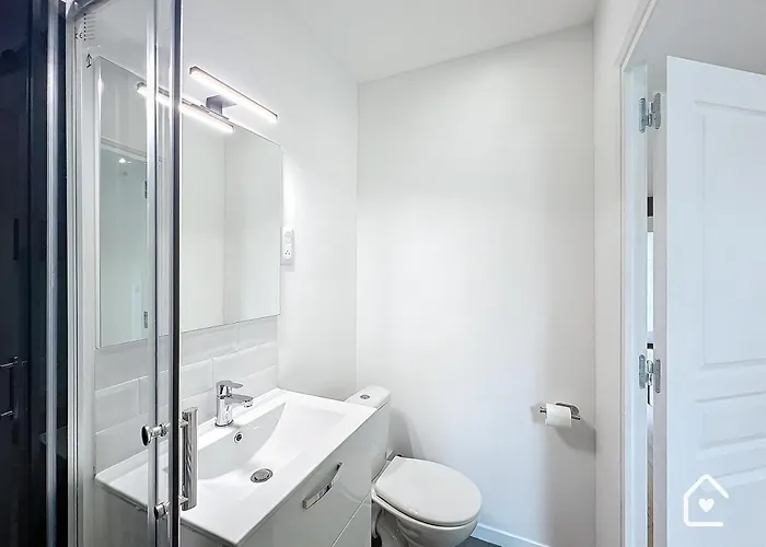 - 1 Min Gare - Entree Autonome - *